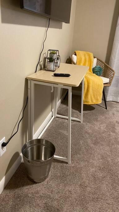 Vibrant 2Bed Condo - Stroll To Sea Space Needle Seattle Bagian luar foto