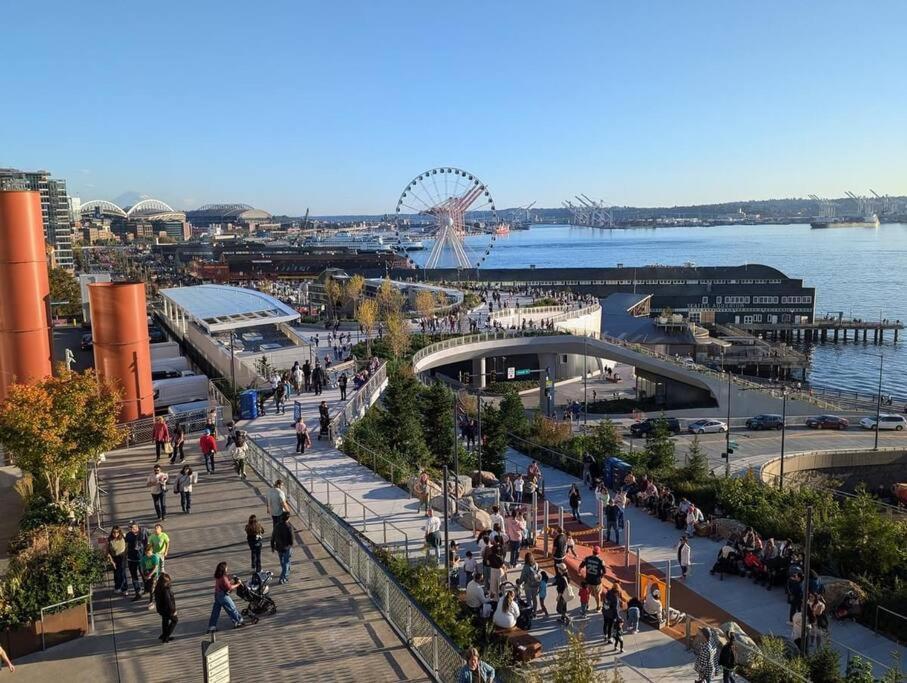 Vibrant 2Bed Condo - Stroll To Sea Space Needle Seattle Bagian luar foto